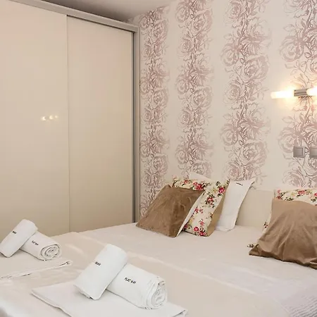 Chayka Charm Cozy 1bd In By Flat Mаnager * Warna