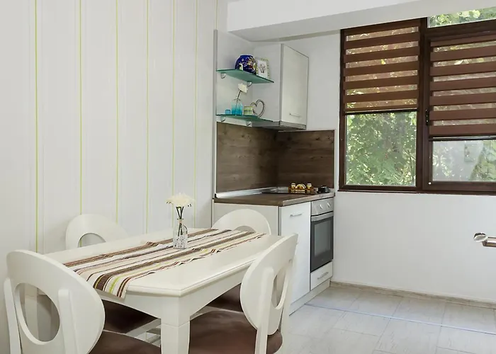 Chayka Charm Cozy 1bd In By Flat Mаnager Apartament Warna